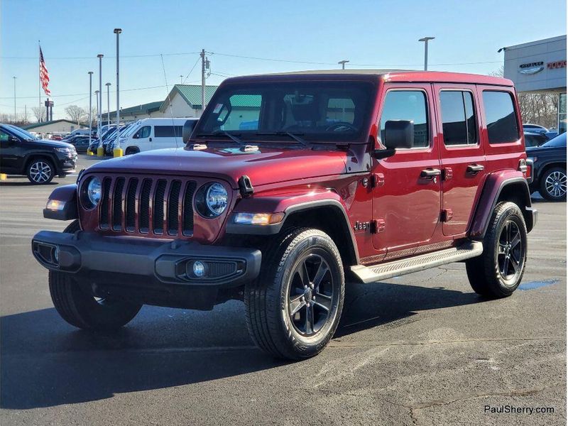Used 2022 Jeep Wrangler Unlimited Sahara Altitude