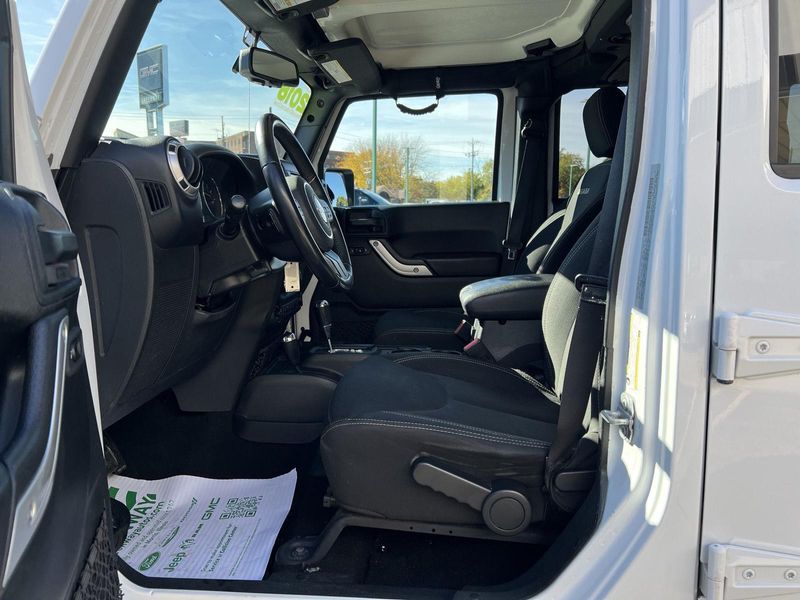 Used 2018 Jeep Wrangler JK Unlimited Sahara