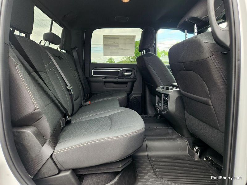 New 2025 RAM 2500 Big Horn Crew Cab 4x4 6'4' Box