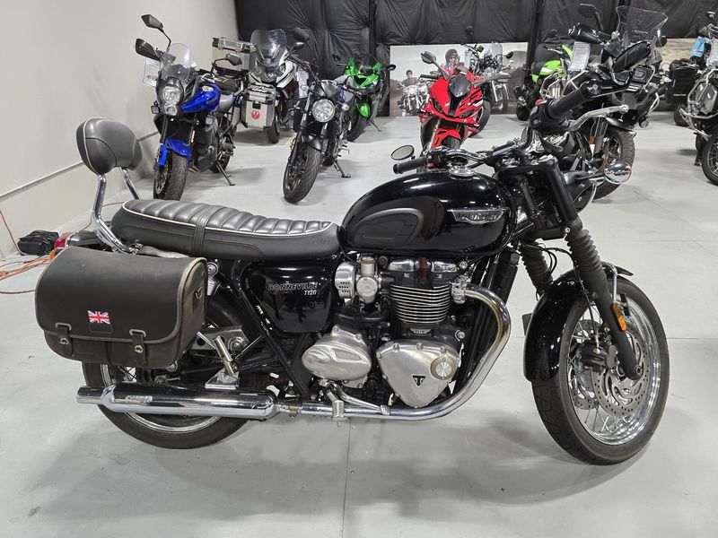 Used 2016 Triumph T120 Image 1
