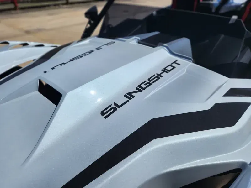 2024 Polaris SLINGSHOT ROUSH EDITION AUTODRIVE RACETRACK REDImage 7