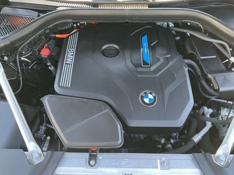 2021 BMW X3 xDrive30eImage 32