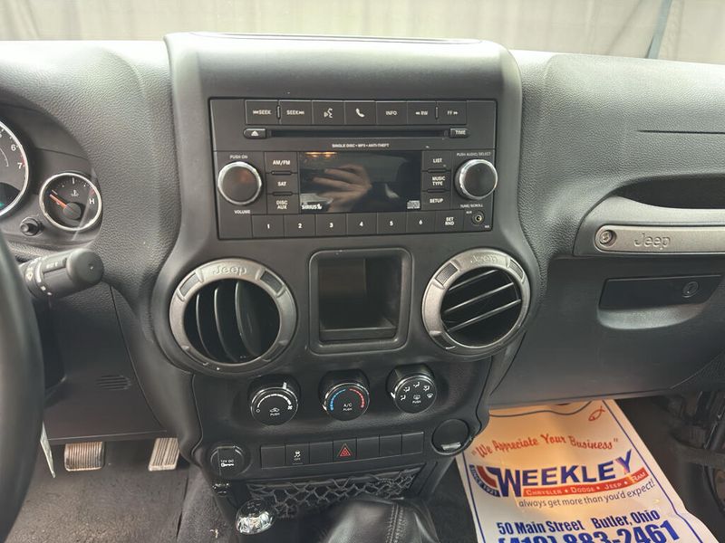 Used 2016 Jeep Wrangler JK SportImage 12
