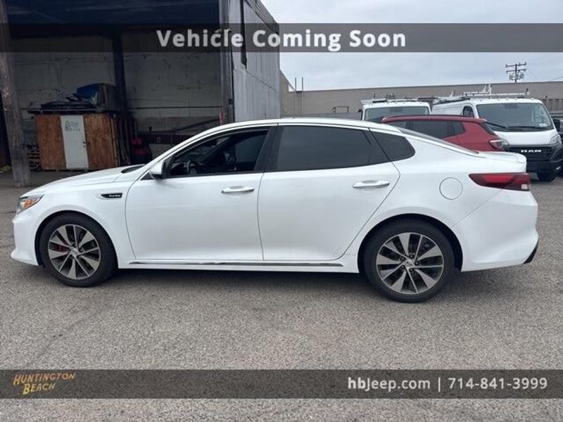 2016 Kia Optima SXLImage 8