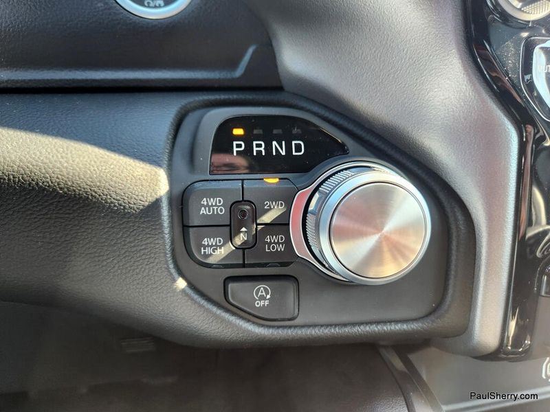 New 2026 RAM 1500 Laramie Crew Cab 4x4 5'7' Box