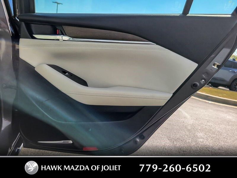 2020 Mazda Mazda6 Signature photo 17