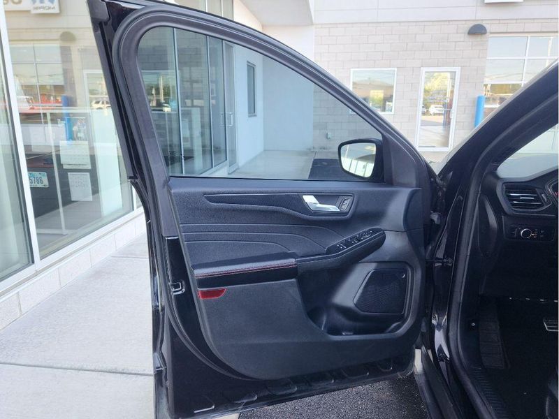 Used 2023 Ford Escape ST-Line