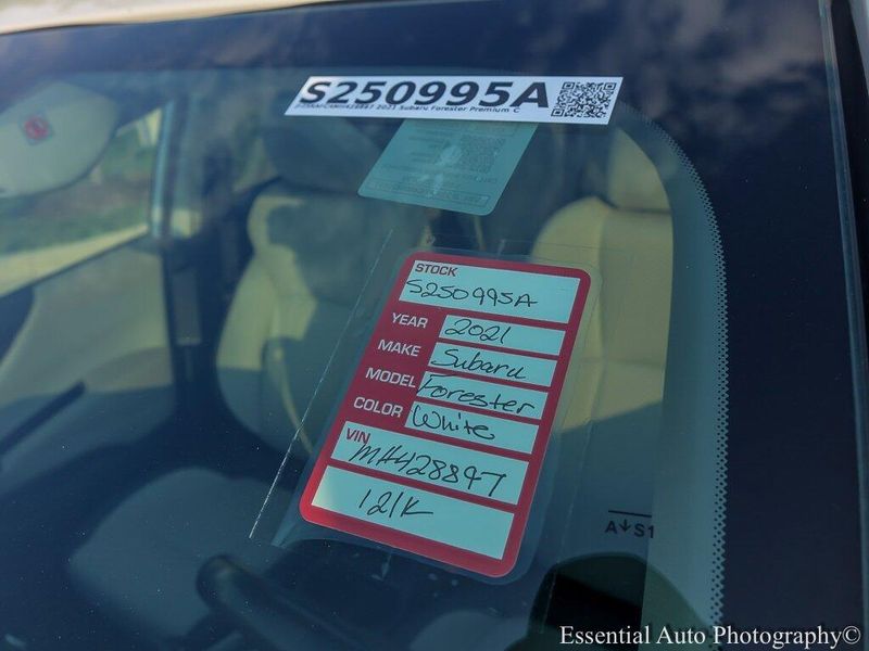 2021 Subaru Forester Premium photo 24