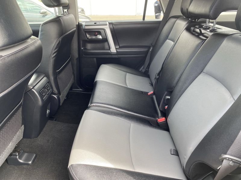 2022 Toyota 4Runner SR5 PremiumImage 16