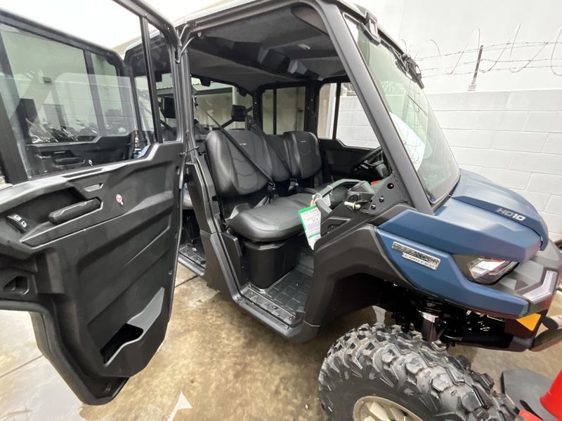 2025 Can-Am DEFENDER MAX HD10Image 9