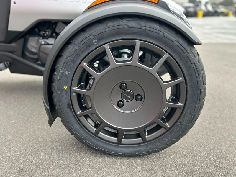 New 2025 Can-Am CANYON STANDARD Image 28