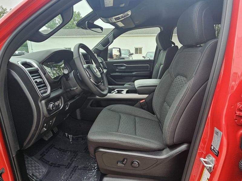 2025 RAM 1500 Big HornImage 11