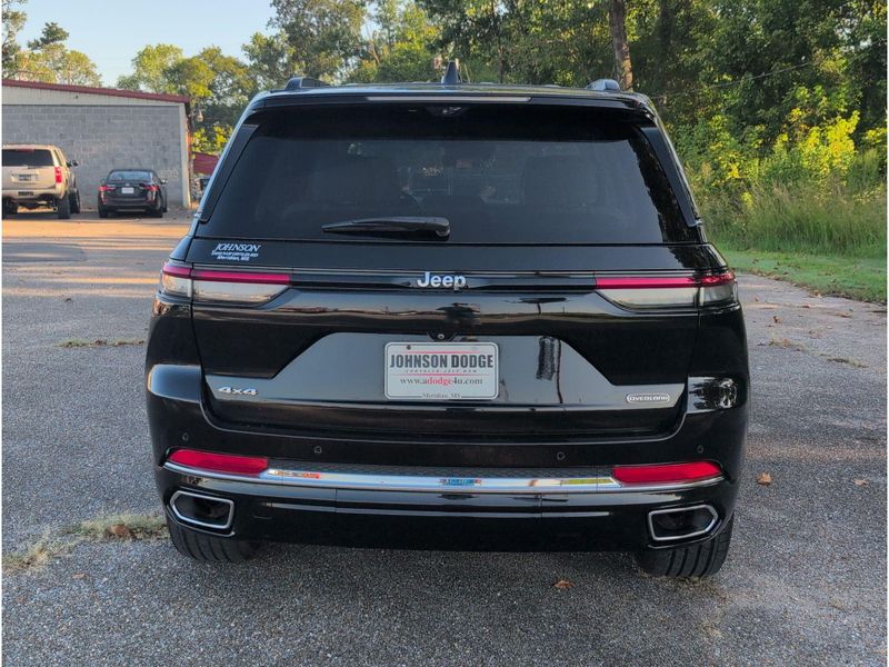 Used 2023 Jeep Grand Cherokee OverlandImage 4