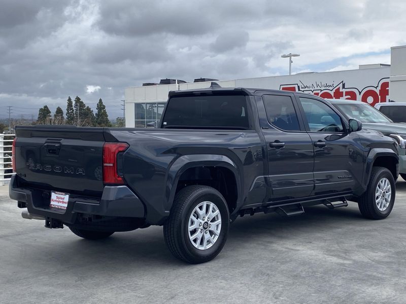2025 Toyota Tacoma SR5Image 4