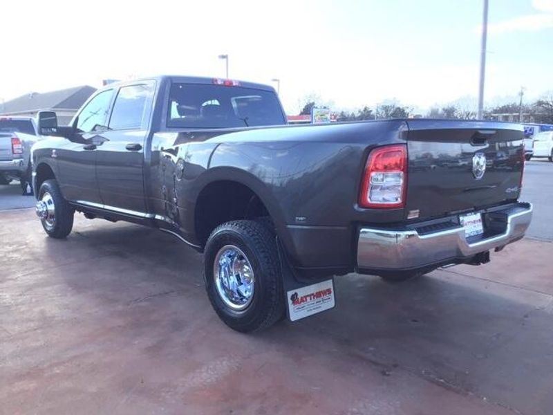 2024 RAM 3500 Tradesman Crew Cab 4x4 8