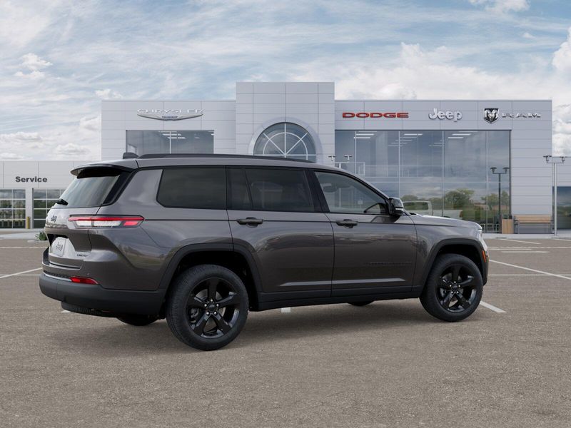 New 2025 Jeep Grand Cherokee L Limited 4x4Image 43