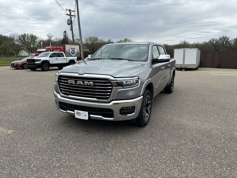 2025 RAM 1500 Laramie Crew Cab 4x4 5