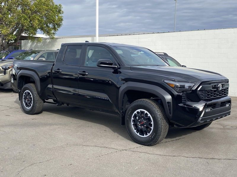 2024 Toyota Tacoma TRD Off RoadImage 2