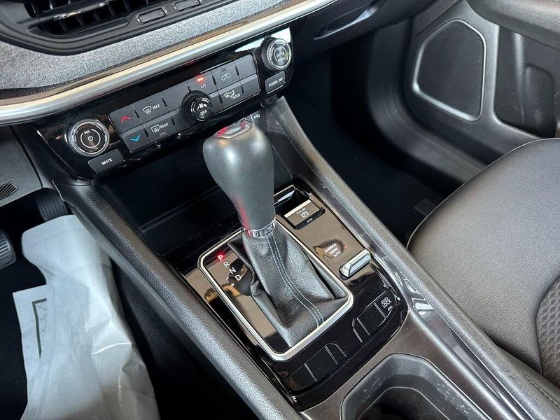 2022 Jeep Compass LatitudeImage 6