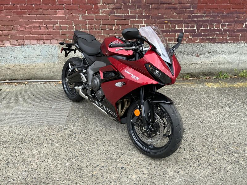 2025 Triumph Daytona 660