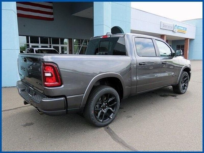 2025 RAM 1500 LaramieImage 7