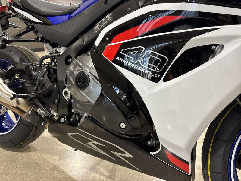 New 2027 Suzuki GSX-R1000R 40TH ANNIVERSARY EDITION Image 17