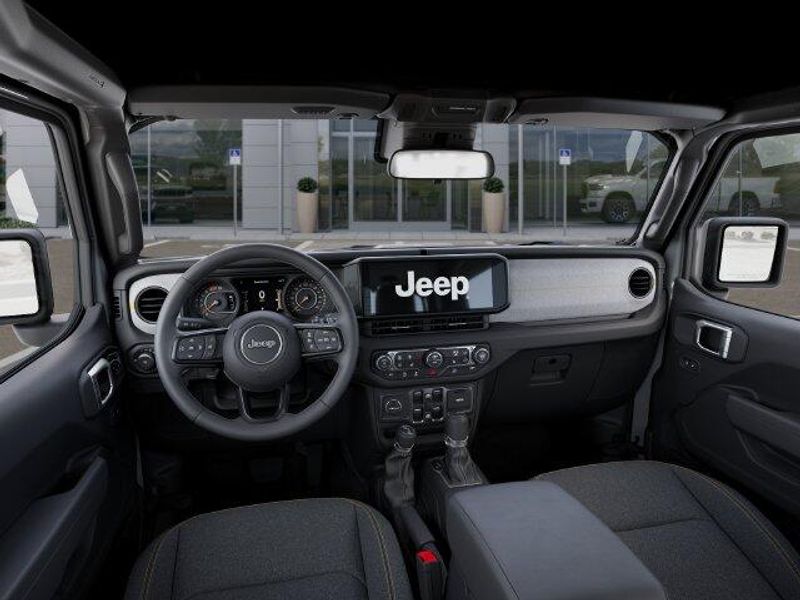 New 2026 Jeep Wrangler 4-door California EditionImage 14