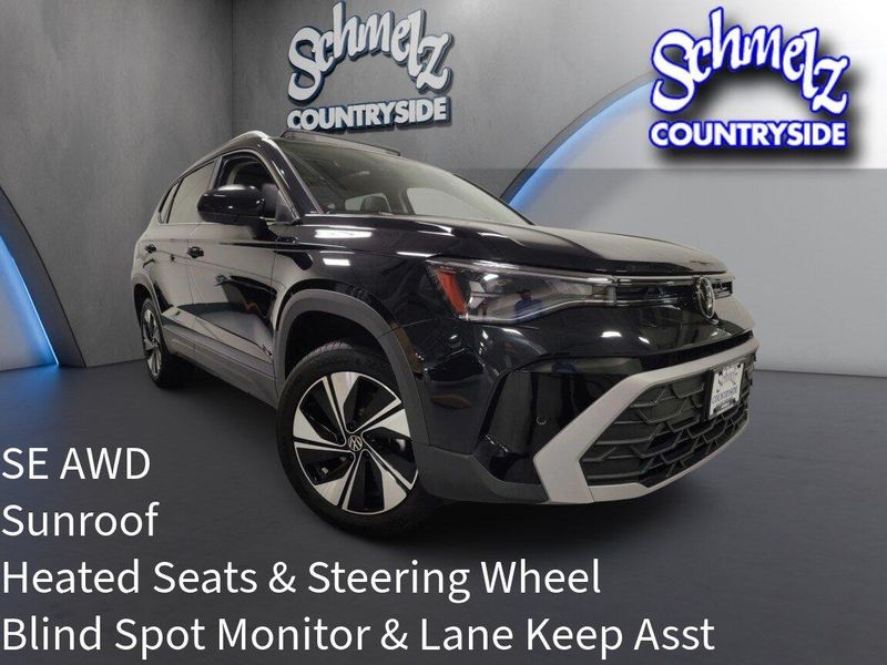 Used 2025 Volkswagen Taos SE AWD w/SunroofImage 1
