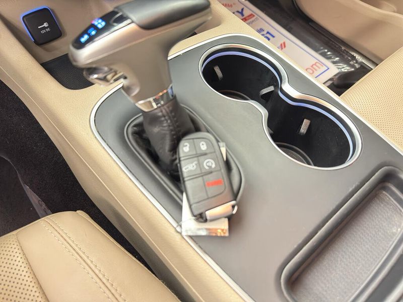 Used 2018 Dodge Durango CitadelImage 11
