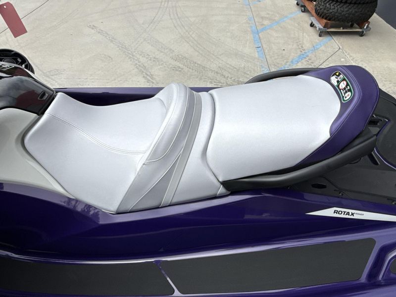New 2025 Sea-Doo GTI SE 130 (SOUND SYSTEM) Image 12