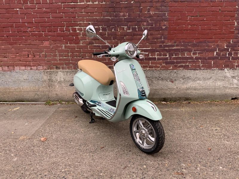 2025 Vespa PRIMAVERA 150 