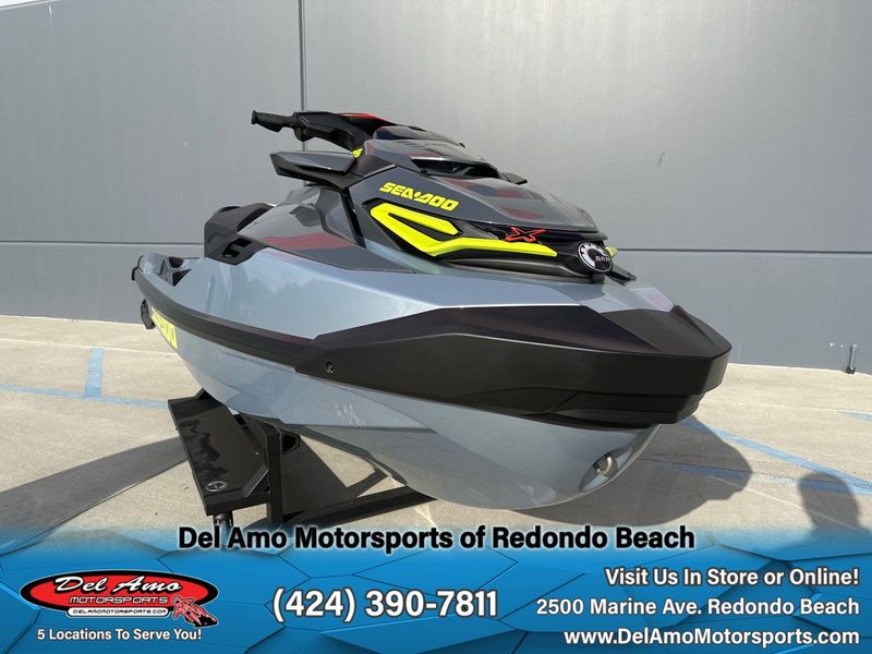 2024 Sea-Doo RXT-X 325 (SOUND SYSTEM) Image 10