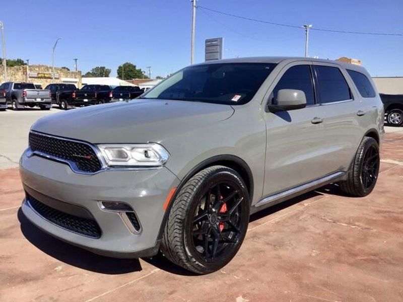 2021 Dodge Durango SXTImage 1