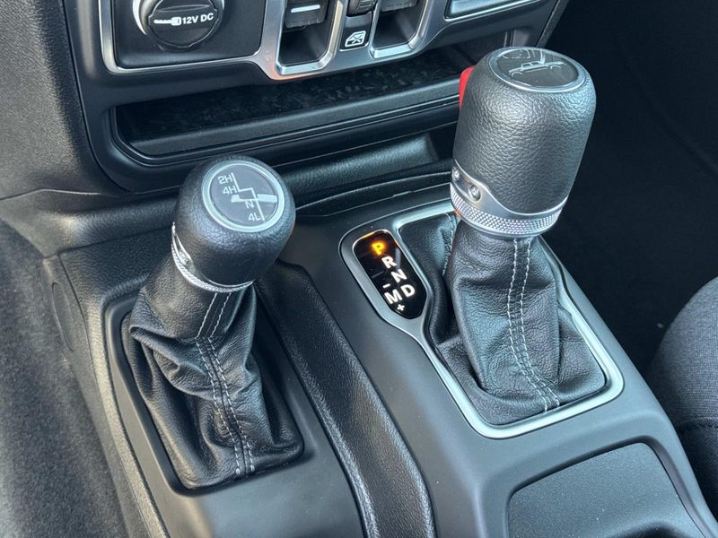 New 2026 Jeep Gladiator Sport S 4x4