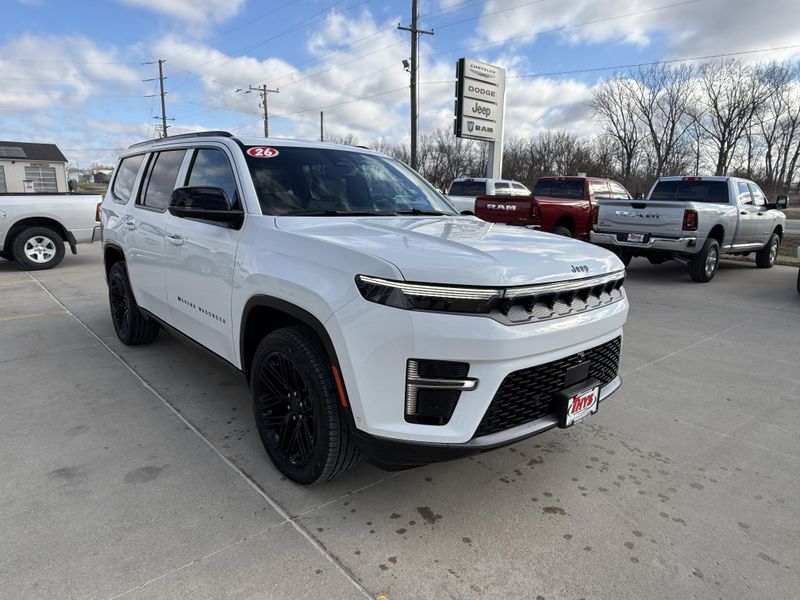 2026 Jeep Grand Wagoneer Limited Reserve 4x4Image 42