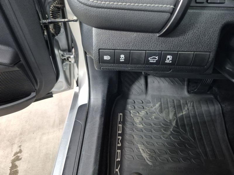 2019 Toyota Camry SEImage 24