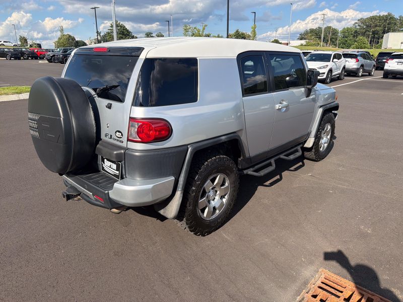 Used 2007 Toyota FJ Cruiser Image 13