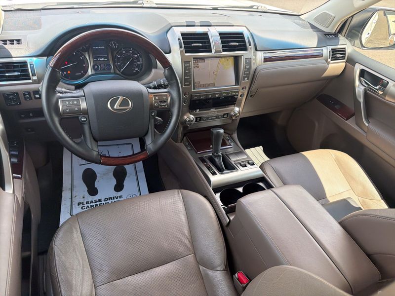 Used 2018 Lexus GX 460 PremiumImage 28