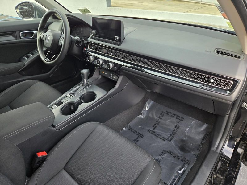 Used 2022 Honda Civic Sedan LX CVT