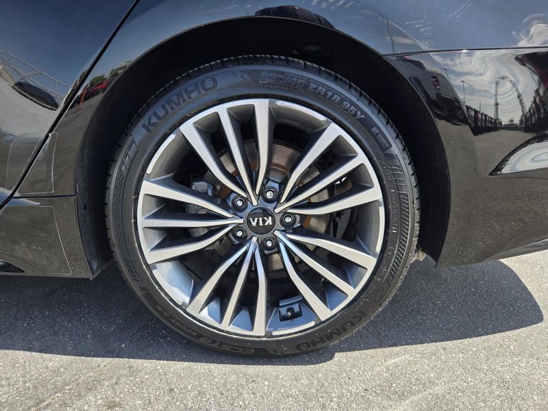 Used 2019 Kia Stinger Base RWD