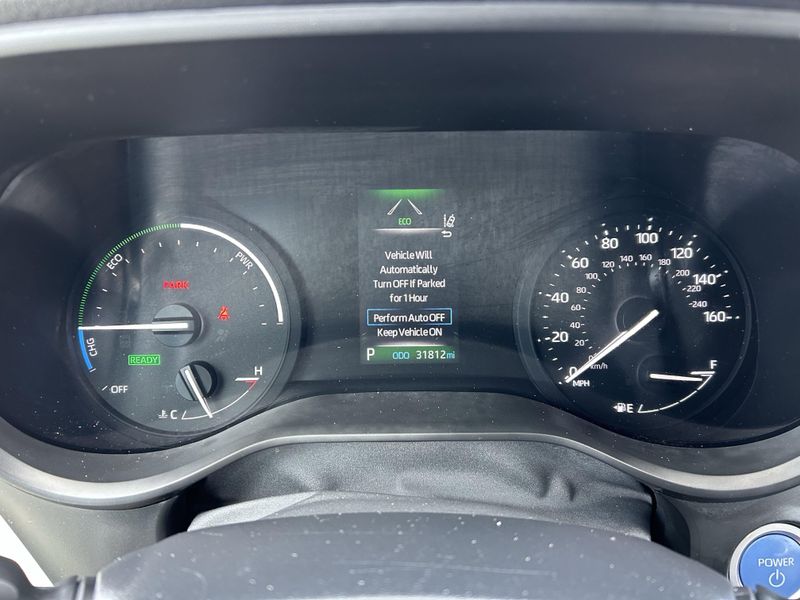 2023 Toyota Sienna LEImage 30