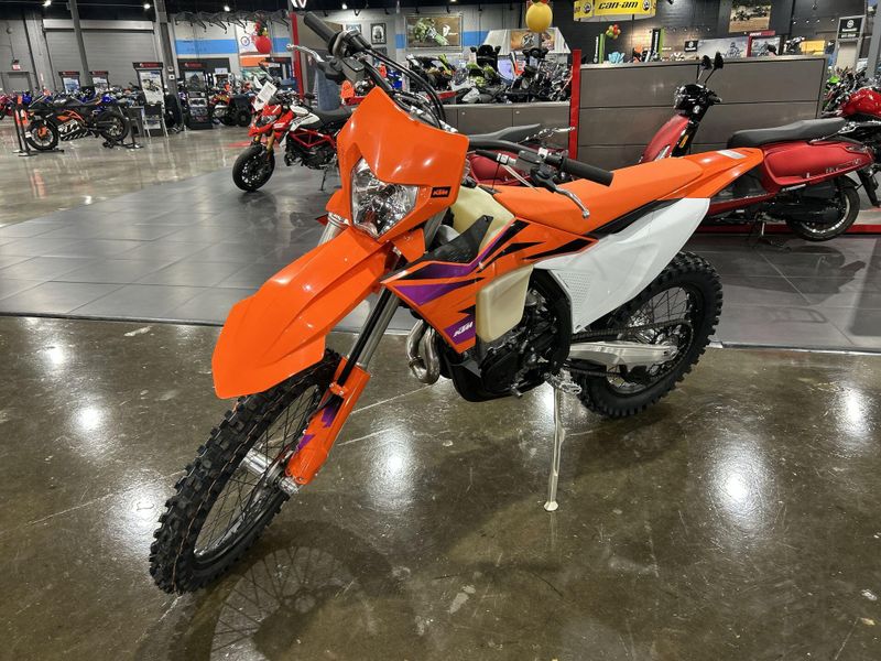 2024 KTM 500 XW-F  in a ORANGE exterior color. Del Amo Motorsports of Redondo Beach (424) 390-7811 delamomotorsports.com 