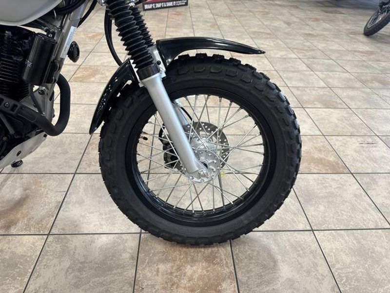 New 2026 Yamaha TW200 Image 23