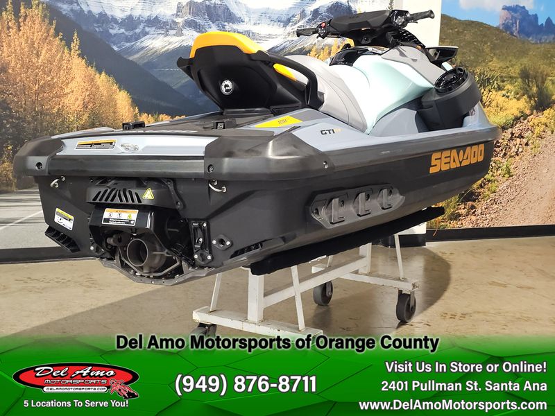 2024 Sea-Doo GTI SE 170 (SOUND SYSTEM) Image 9