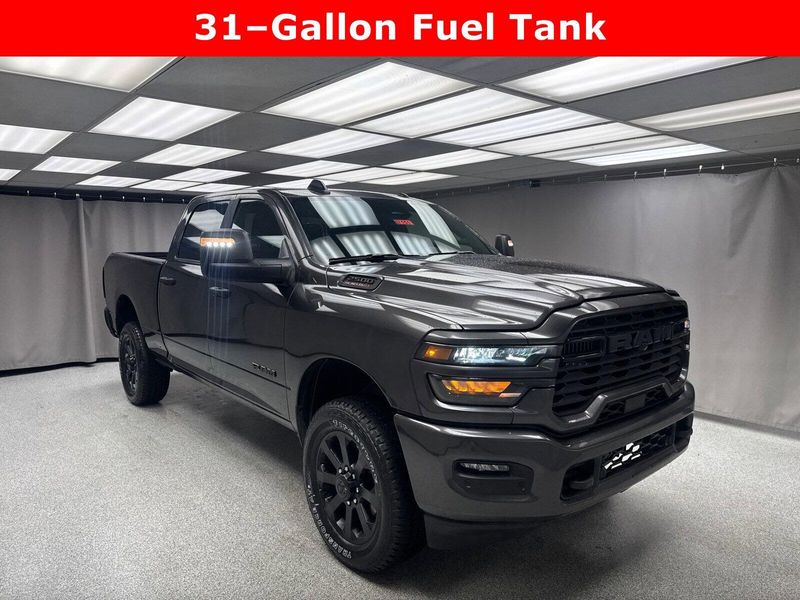 2025 RAM 2500 Big Horn Crew Cab 4x4 6
