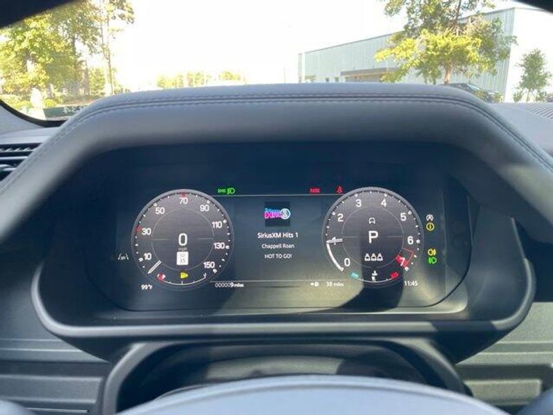 2025 Land Rover Defender S