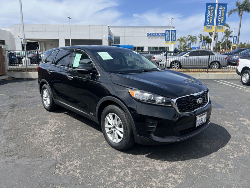 2019 Kia Sorento LXImage 4