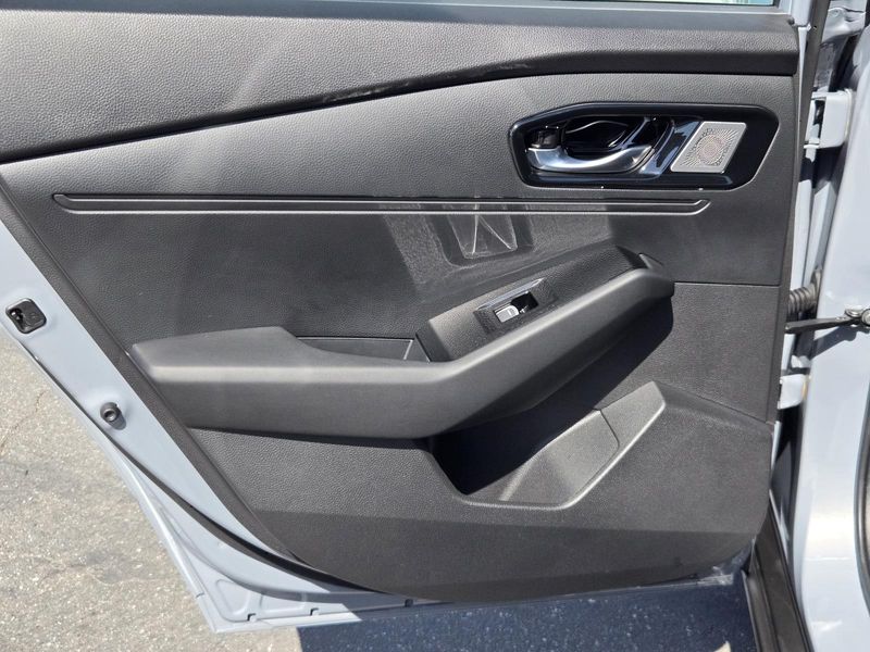 Used 2025 Honda Accord Sedan SE CVT