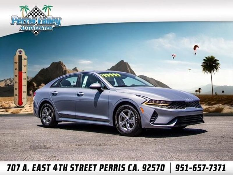 2023 Kia K5 LXSImage 1