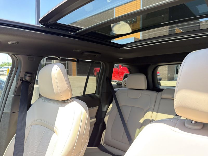 Used 2025 Jeep Grand Cherokee LimitedImage 41